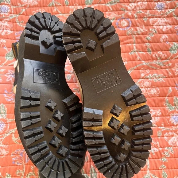 White Quad Platform Chelsea Doc Marten Boots! - Picture 5 of 8